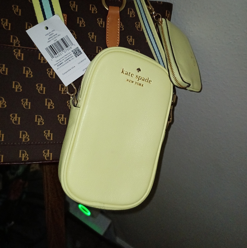 Kate Spade - Picture 2 of 2